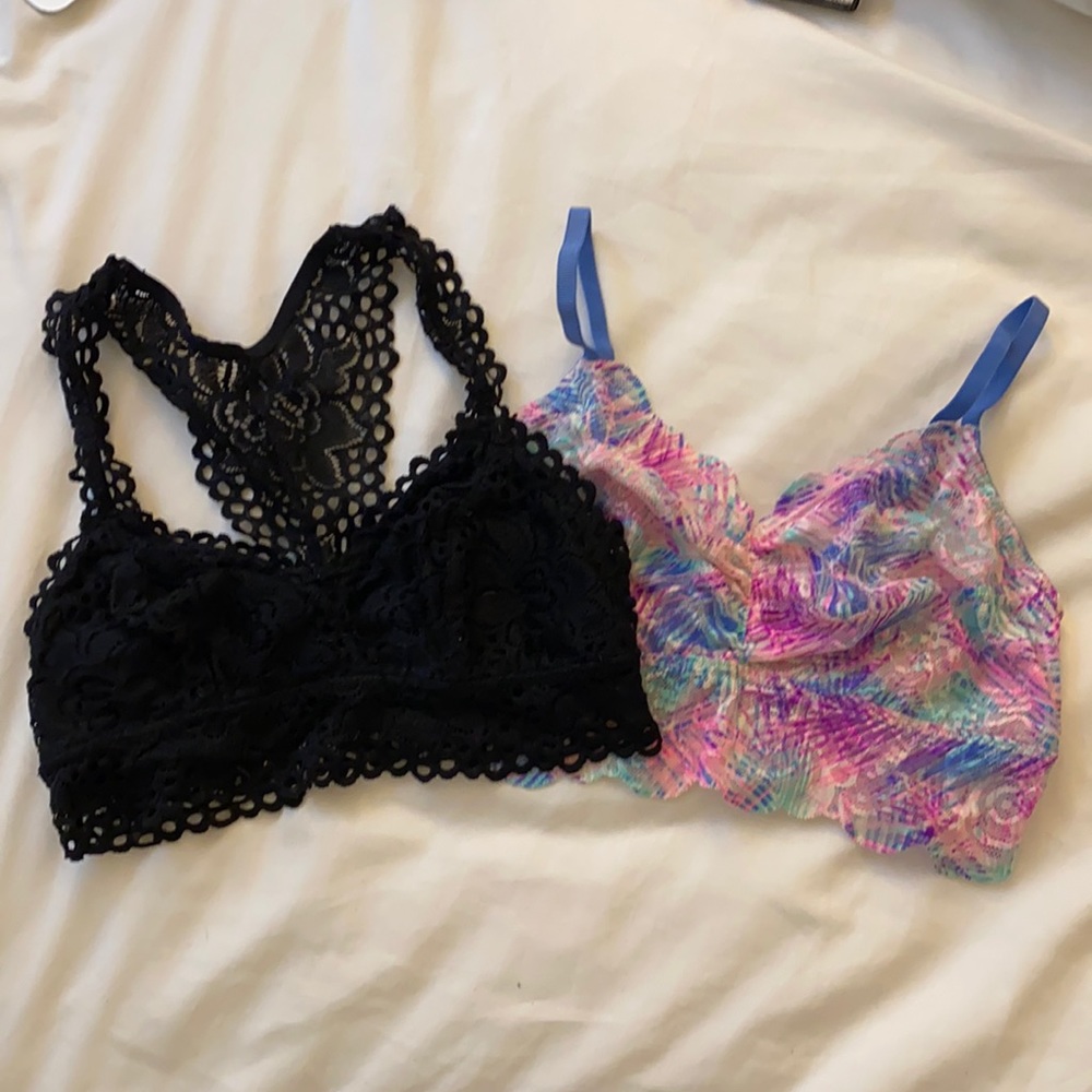 2 bralettes